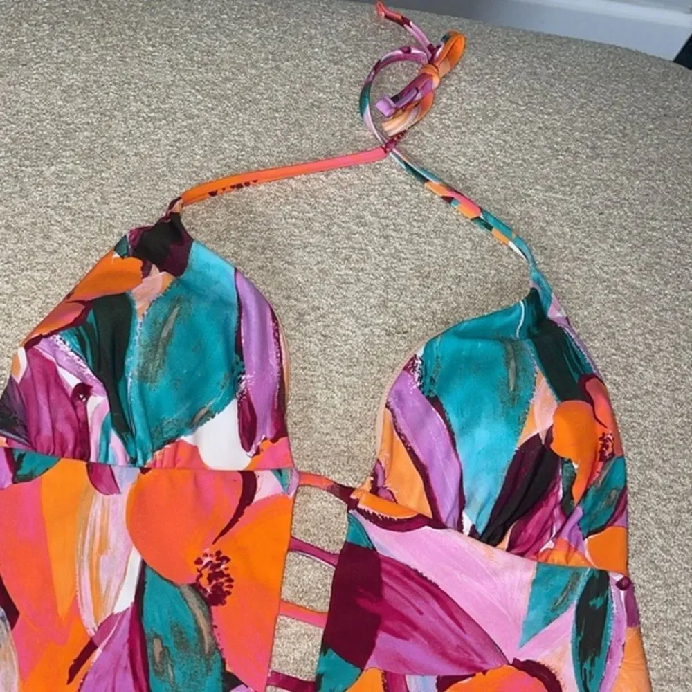 Cupshe Floral‎ One Piece Swimsuit Cutout Halter Neck Bathing Suit size XL